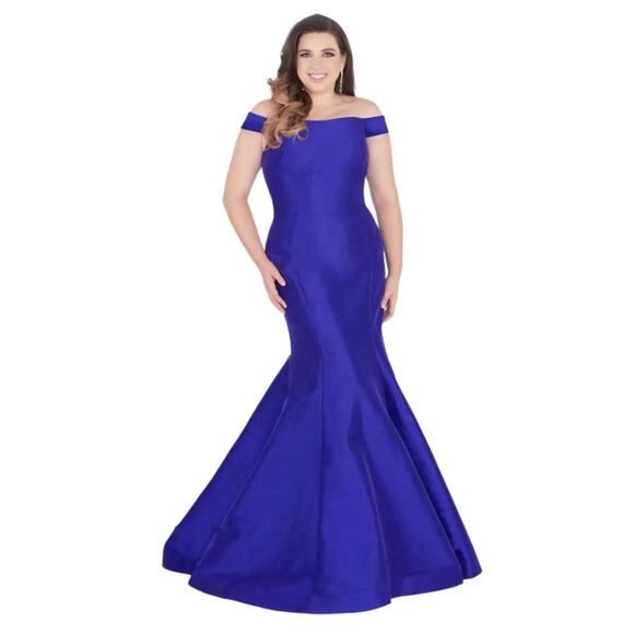 Mac Duggal Dresses & Skirts - NWOT MAC DUGGAL Purple Off Shoulder Prom Pageant Gala Long Formal Gown Women’s